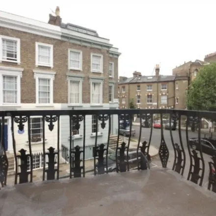 Image 6 - 46 Chalcot Crescent, Primrose Hill, London, NW1 8YG, United Kingdom - Apartment for rent