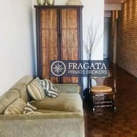 Buy this 3 bed apartment on Edifício Jacupiranga in Alameda Eduardo Prado 810, Campos Elísios