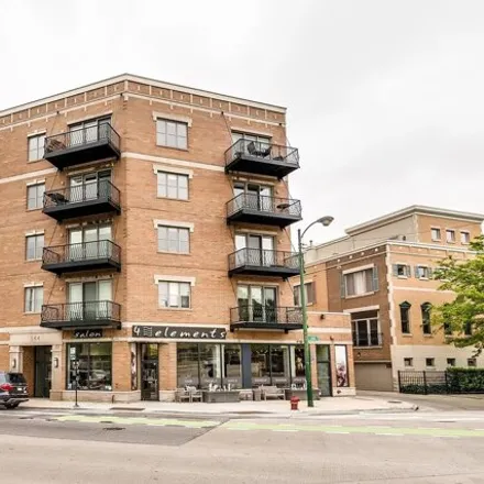Buy this 1 bed condo on 544 North Milwaukee Avenue in Chicago, IL 60661