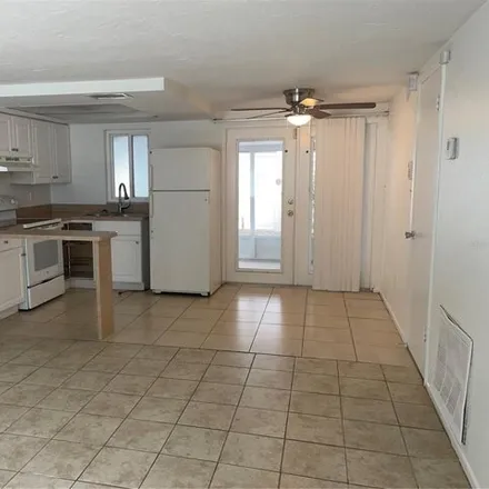 Image 6 - unnamed road, Tarpon Springs, FL 34689, USA - House for rent