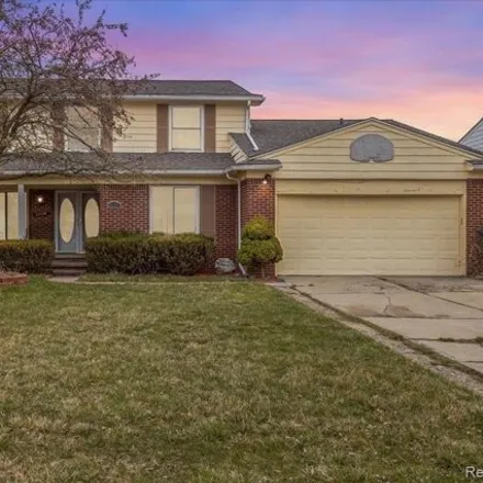 Buy this 4 bed house on 22230 Ivanhoe Lane in Southfield, MI 48034