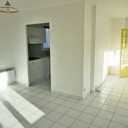 Image 4 - 230 Chemin de Beaupuy, 32600 L'Isle-Jourdain, France - Apartment for rent