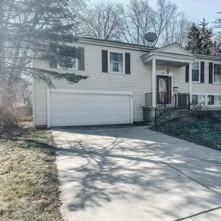 Rent this 4 bed house on 1342 West Jefferson Avenue in Naperville, IL 60540