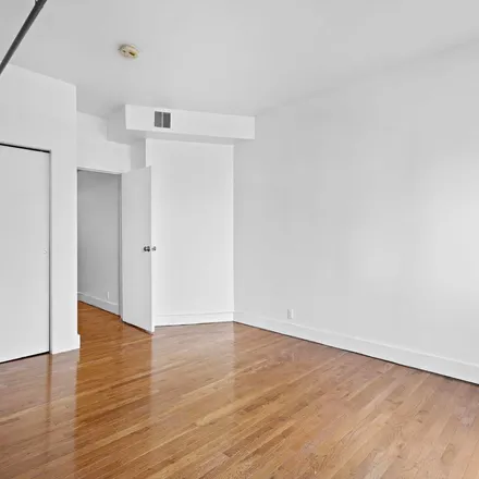 Rent this 3 bed apartment on 301 Monroe Street in Hoboken, NJ 07030