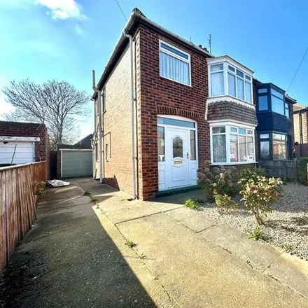 Buy this 3 bed duplex on Tyne Road in Redcar, TS10 1PX