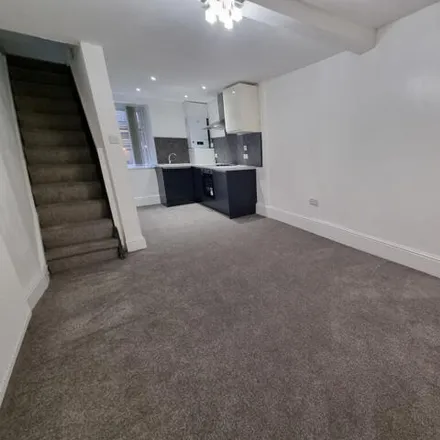 Rent this 3 bed townhouse on 1 Kelvin Street in Manchester, M4 1ET