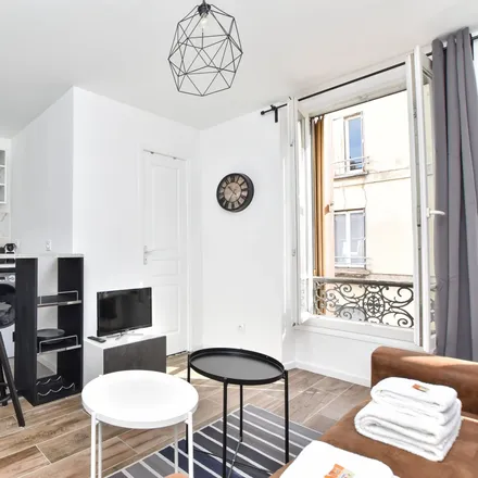 Image 1 - 6 bis Rue Pinel, 93200 Saint-Denis, France - Apartment for rent