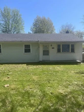 Buy this 3 bed house on 1667 Ribble Street in Buena Vista Charter Township, MI 48601