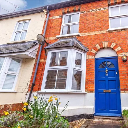 Rent this 2 bed townhouse on Albert Road in Henley-on-Thames, RG9 1SB
