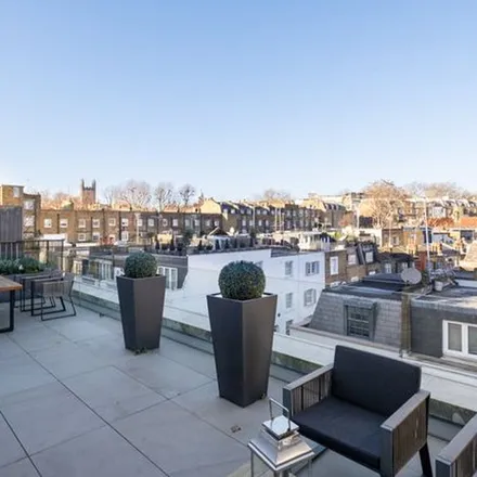 Rent this 3 bed apartment on 70 Cheval Place in London, SW7 1HP