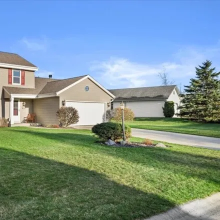 Buy this 3 bed house on W167N10870 Carrington Circle in Village of Germantown, WI 53022