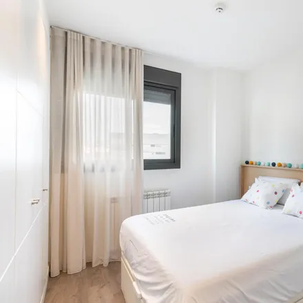 Rent this 2 bed apartment on Torre Werfen in Plaça d'Europa, 21-23