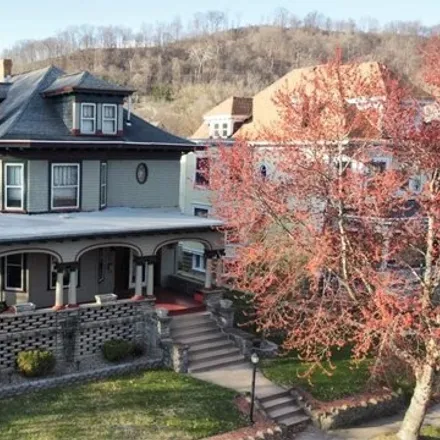 Buy this 4 bed house on 28 Woodlawn Lane in Echo Point, Wheeling