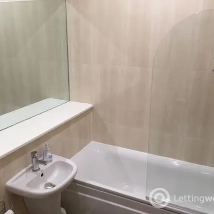 Image 5 - Travelodge Glasgow Queen Street, 78 Queen Street, Glasgow, G1 3DN, United Kingdom - Apartment for rent