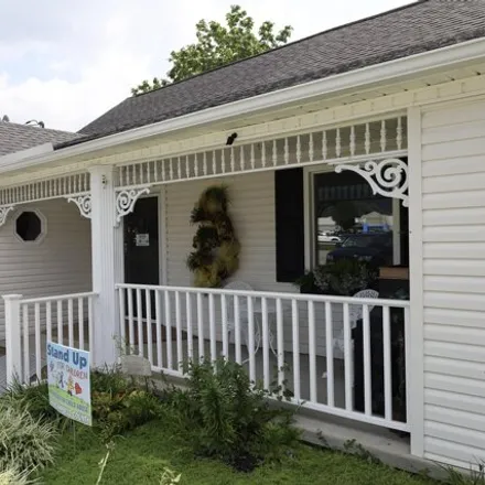 Image 8 - Hazel's Hairstyles and Stuff, 115 Main Street, Jacksboro, Campbell County, TN 37757, USA - House for sale