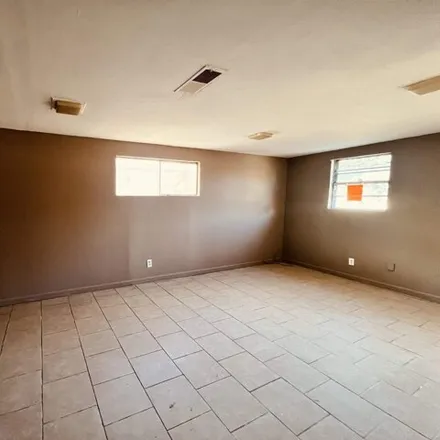 Rent this 3 bed house on 2041 Lincoln Drive in Orange, TX 77630