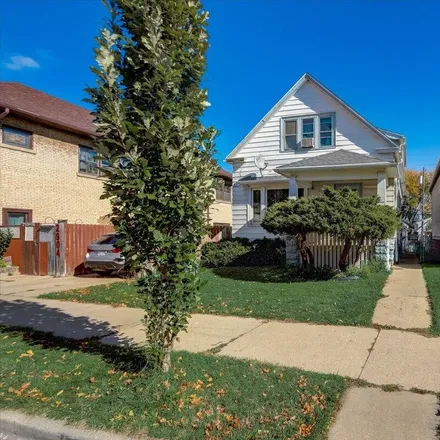 Buy this 4 bed duplex on 2912 South 9th Place in Milwaukee, WI 53215