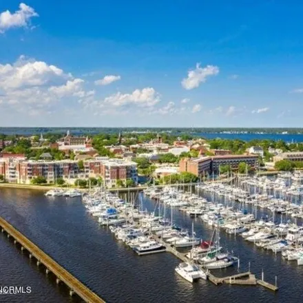 Rent this 3 bed condo on SkySail Building One in 100 Sky Sail Boulevard, New Bern