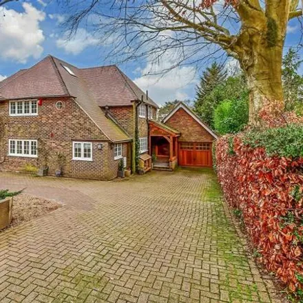 Buy this 5 bed house on The Birches in West Lane, East Grinstead