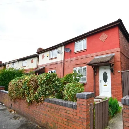 Rent this 2 bed duplex on 42-43 Somers Road in Stockport, SK5 6SB