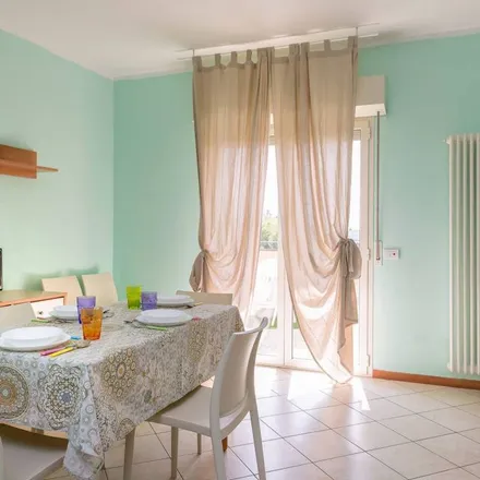 Image 5 - Viale Giovanni Zambianchi 20, 47922 Rimini RN, Italy - Apartment for rent