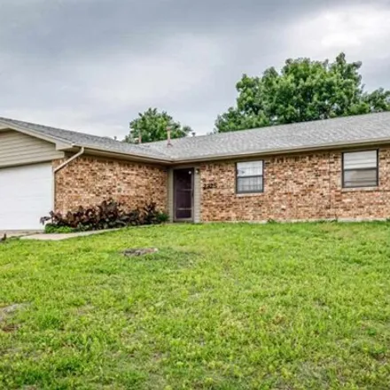 Buy this 3 bed house on 2383 Northwest 78th Street in Lawton, OK 73505