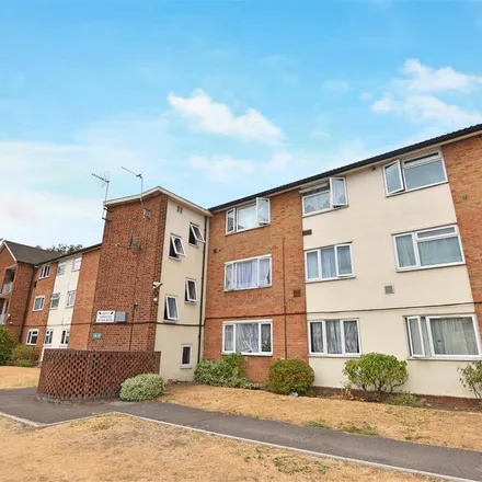 Rent this 2 bed apartment on Park Grand London Heathrow in 449 Great West Road, London