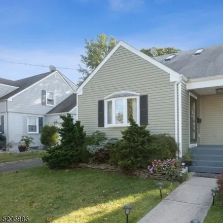 Rent this 4 bed house on 342 Morton Avenue in Rahway, NJ 07065