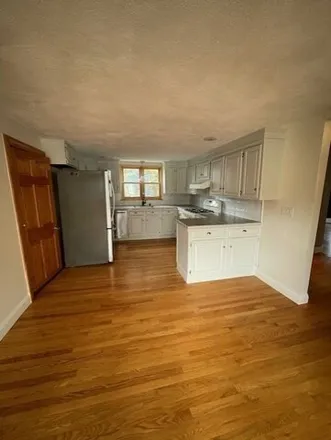 Image 2 - 47 Chestnut Street, Wakefield Junction, Wakefield, MA 01880, USA - Apartment for rent