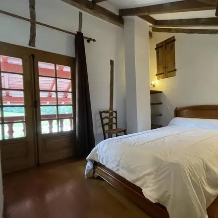 Rent this 3 bed house on Route de Sare in 64310 Saint-Pée-sur-Nivelle, France