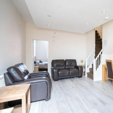 Image 1 - Sharrow Vale Road, Sheffield, S11 8ZP, United Kingdom - Apartment for rent