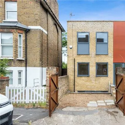 Buy this 5 bed house on 20 Homer Road in London, E9 5DX