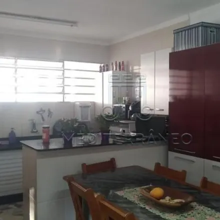 Rent this 4 bed house on Rua Pedro Alexandrino in Anhangabaú, Jundiaí - SP