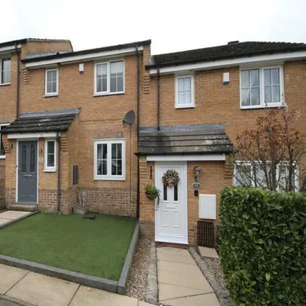 Buy this 3 bed townhouse on West Cote Drive in Wrose, BD10 8WS
