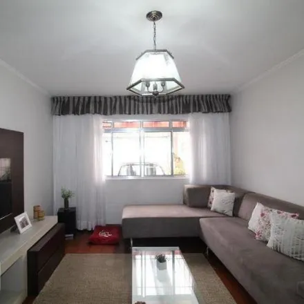 Buy this 3 bed house on Rua Raposo Tavares in Rudge Ramos, São Bernardo do Campo - SP
