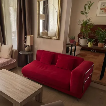 Rent this 4 bed house on Rue de Provence in 84200 Carpentras, France