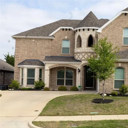 Buy this 5 bed house on Cherrywood Circle in Red Oak, TX 75154