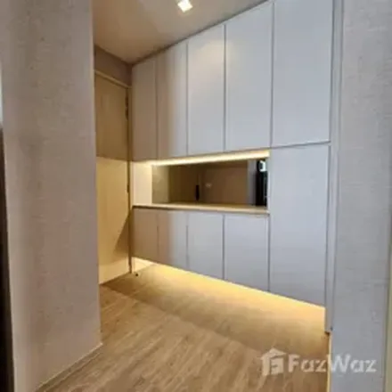 Image 4 - Romana, Soi Sukhumvit 39, Vadhana District, Bangkok 10110, Thailand - Apartment for rent