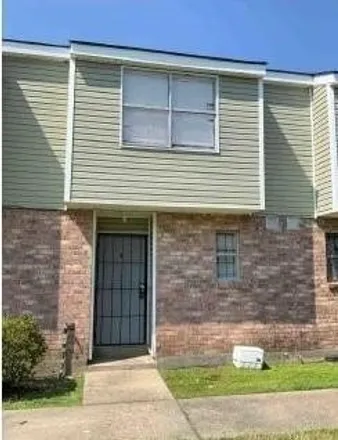 Buy this 2 bed condo on 10701 Roger Drive in New Orleans, LA 70127