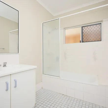 Image 5 - Matoska Close, Mount Sheridan QLD 4868, Australia - Apartment for rent
