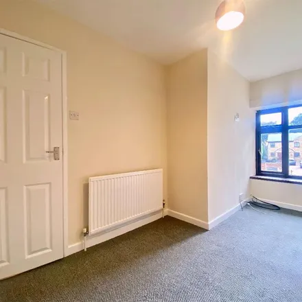 Image 2 - Forrester's Lane, Dronfield, S18 3AN, United Kingdom - Apartment for rent
