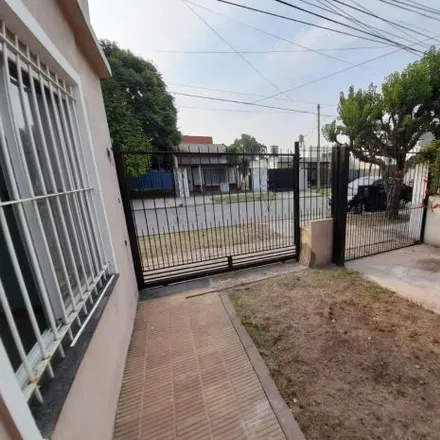 Image 1 - Panamá, El Parque, 1744 Moreno, Argentina - House for sale