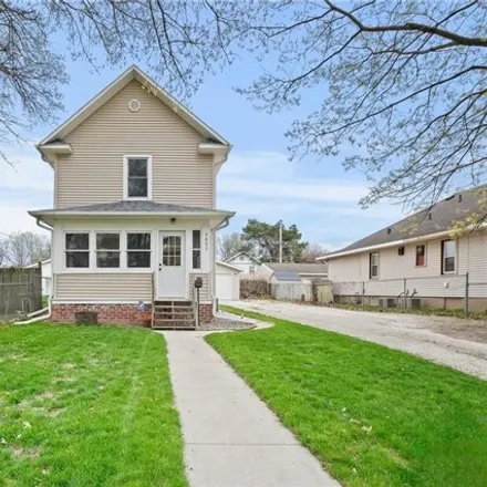 Buy this 2 bed house on 481 Douglas Avenue in Des Moines, IA 50313