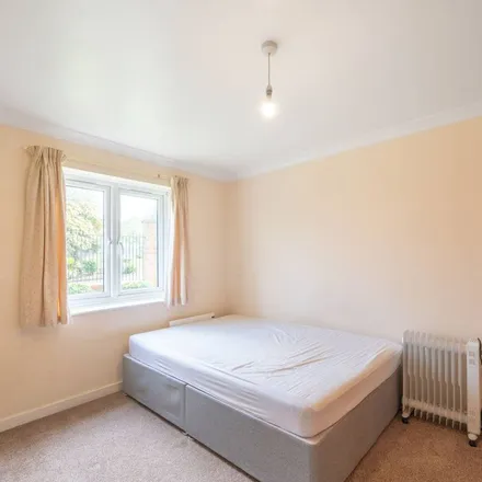 Image 2 - Dogrose Court, Wenlock Gardens, The Hyde, London, NW4 4XJ, United Kingdom - Apartment for rent