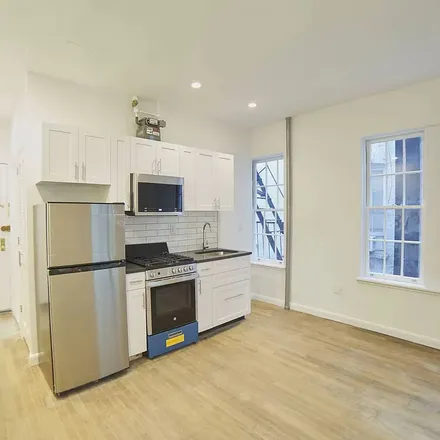 Rent this 1 bed apartment on 325 East 83rd Street in New York, NY 10028