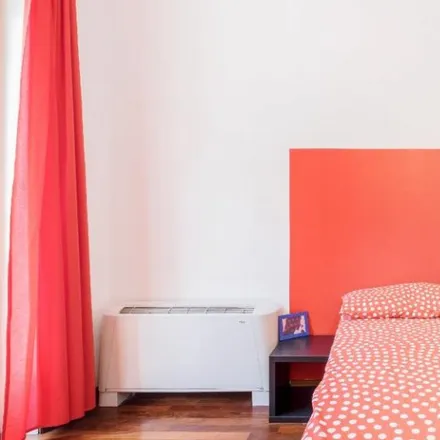 Rent this 6 bed room on La Svolta in Via Jacopo della Quercia, 20149 Milan MI