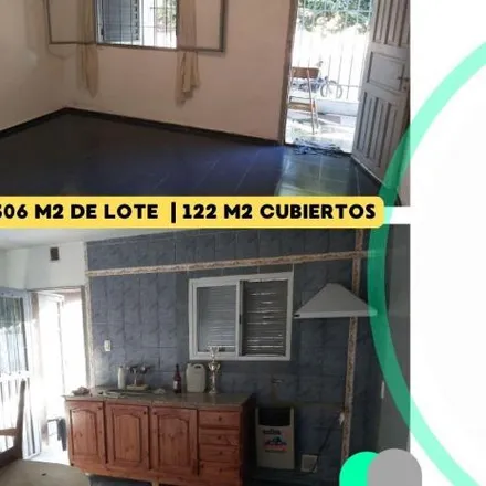 Buy this 2 bed house on San Martín 558 in Departamento General San Martín, 5903 Villa Nueva
