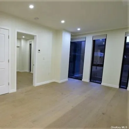 Image 8 - 41-26 44th Street, New York, NY 11104, USA - Apartment for rent