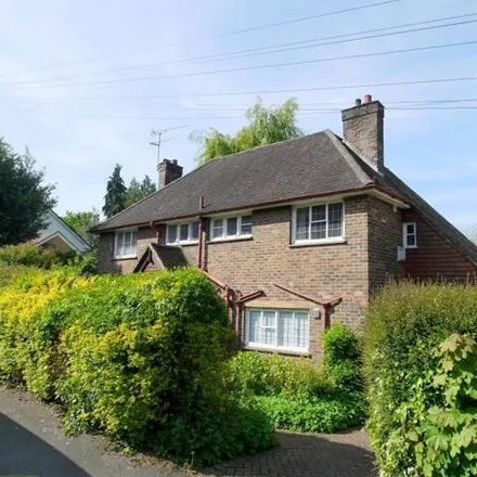 Buy this 4 bed house on Sevenoaks in Granville Road, TN13 1HB