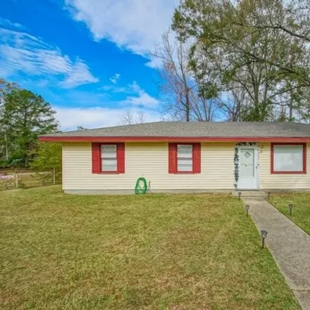Buy this 3 bed house on 1280 Sullivan Drive in Bogalusa, LA 70427